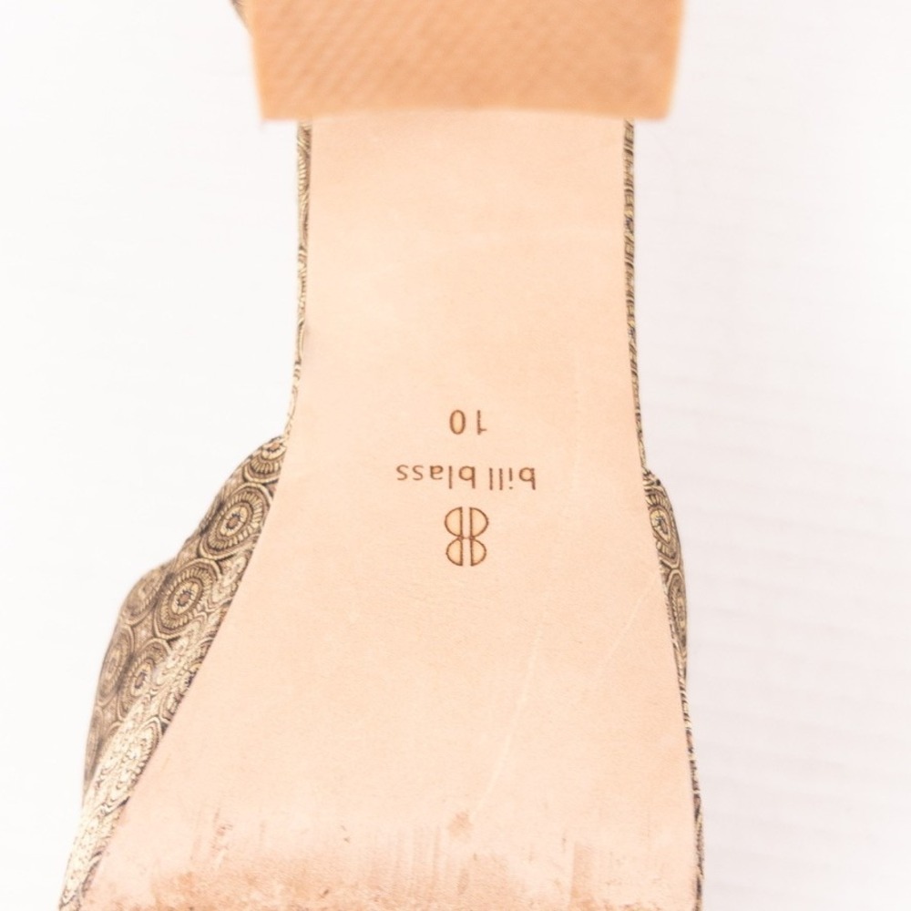 Bill Blass Ellie Platform Heels Womens 10 Gold 70s Inspired Retro Disco Chic - Picture 8 of 8